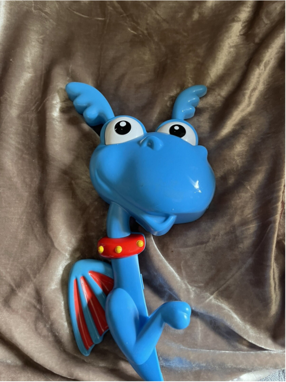 Doc McStuffins STUFFY ~ Disney Blue Dragon ~ WALL DECOR , HANG ON WALL? SEE